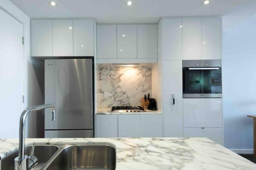 אדלייד City Apartment, Pool & Carpark מראה חיצוני תמונה